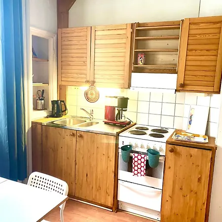 Apartment Small In Kamppi